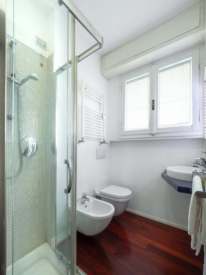 Apartament Vigliani 19 Milaan Buitenkant foto