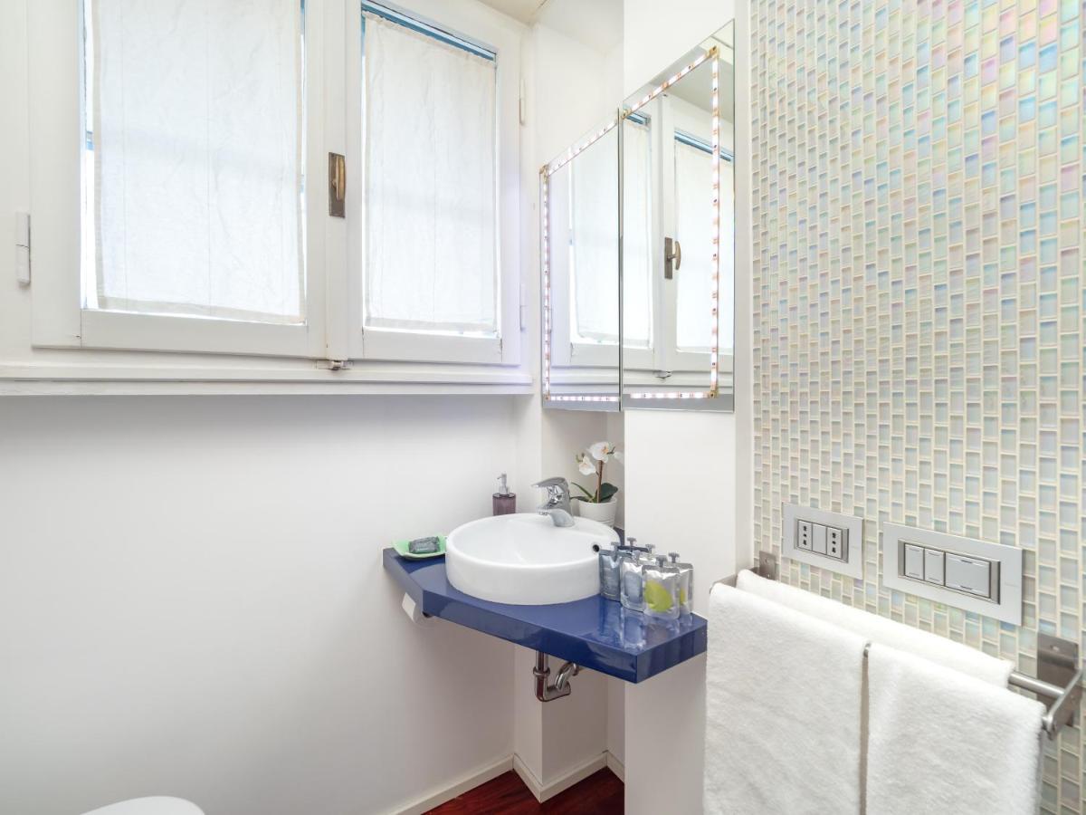 Apartament Vigliani 19 Milaan Buitenkant foto