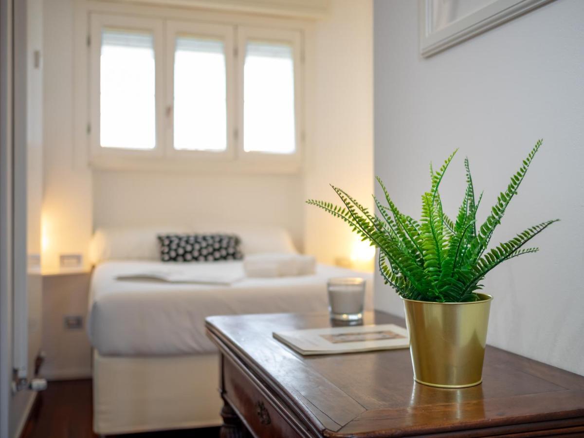 Apartament Vigliani 19 Milaan Buitenkant foto